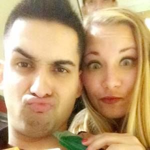 Meet your Posher, Manu